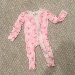 Esme pink bow footie pajamas (3-6 months)